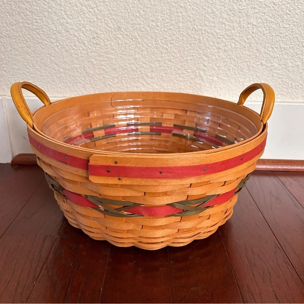 Longaberger 1999 Christmas Popcorn basket red and green accent weaving leather